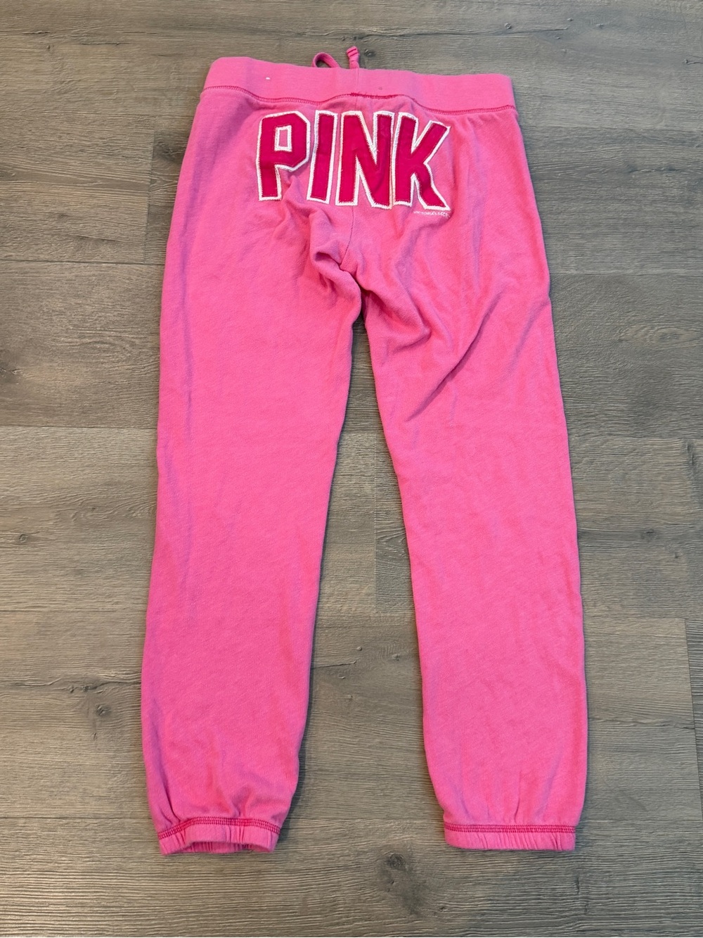 Victoria’s Secret pink Y2K embroidered butt capri sweatpants